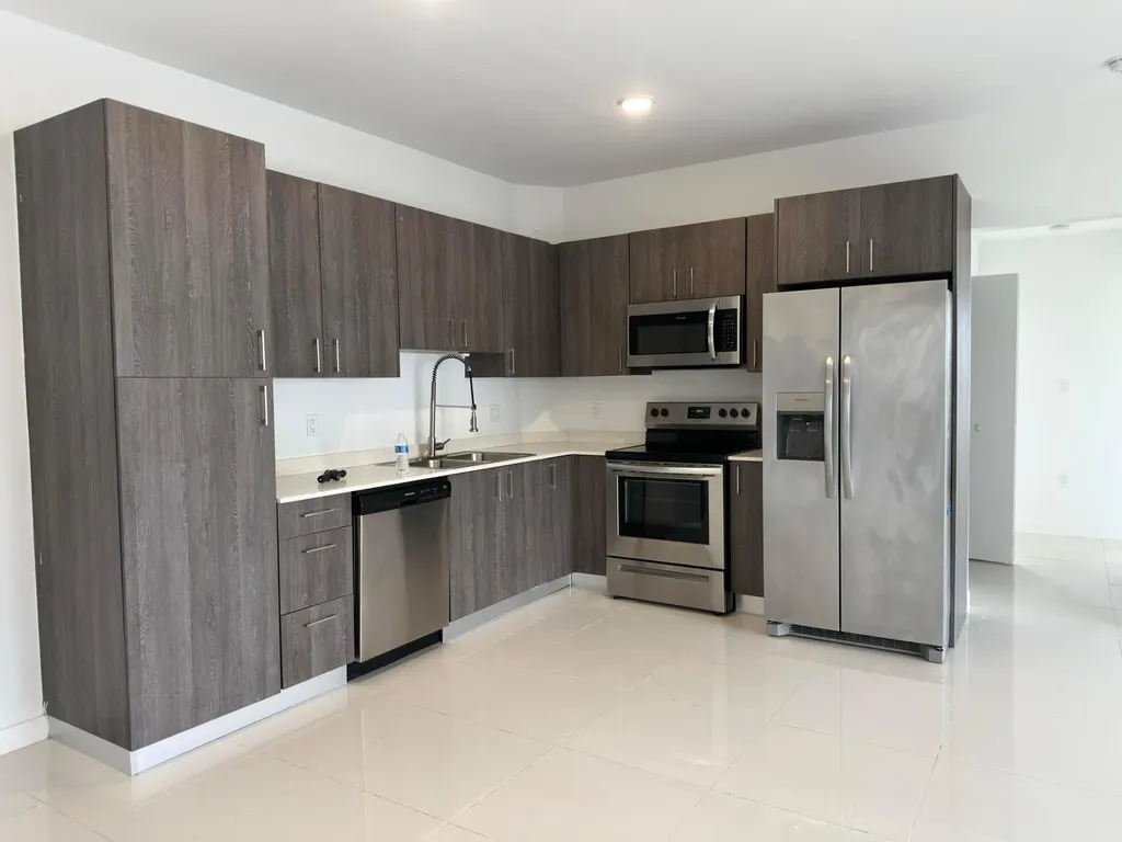 25885 S Dixie Highway Homestead FL 33032