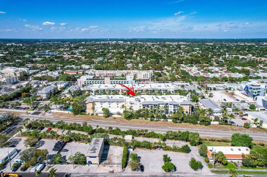 255 NE 3rd Avenue Delray Beach FL 33444