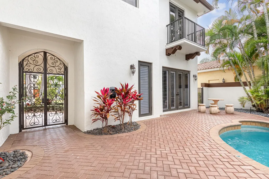 17550 Circle Pond Court Boca Raton FL 33496