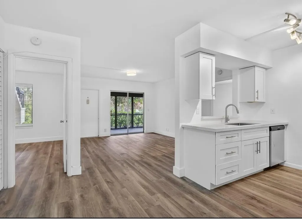 6258 Chasewood Drive Jupiter FL 33458