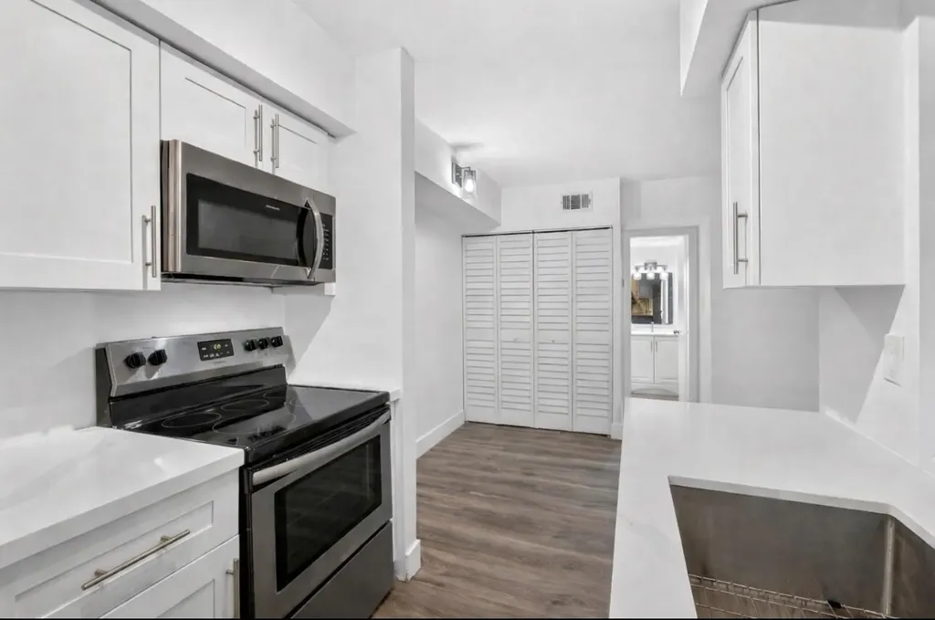 6258 Chasewood Drive Jupiter FL 33458