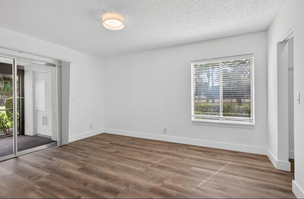 6258 Chasewood Drive Jupiter FL 33458