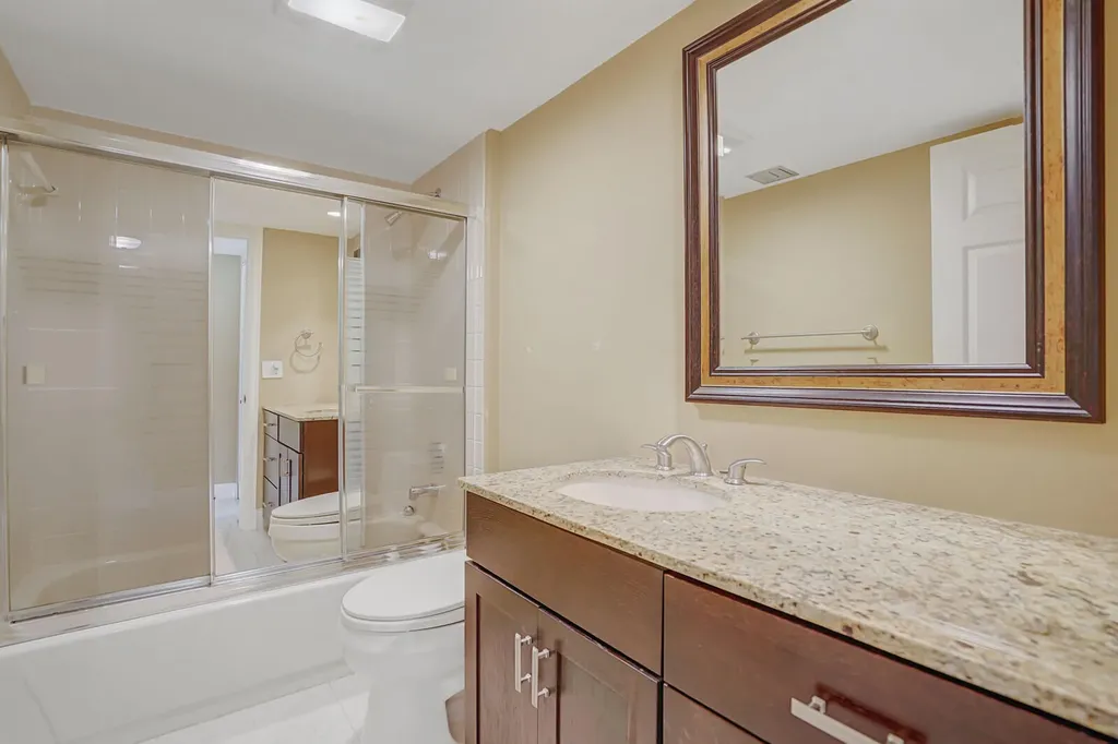 6073 Balboa Circle Boca Raton FL 33433