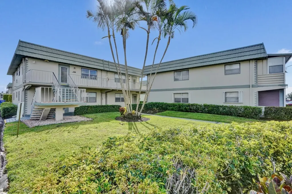 505 Monaco K Delray Beach FL 33446