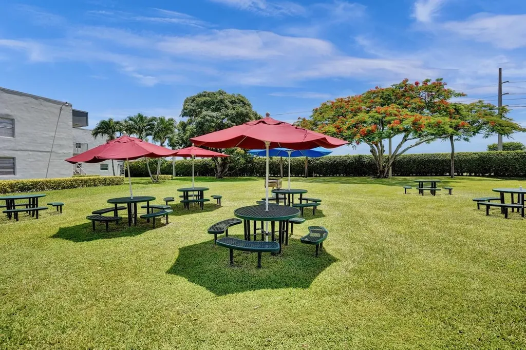 505 Monaco K Delray Beach FL 33446
