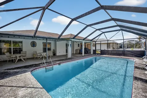 459 SE Nome Drive Port St Lucie FL 34984