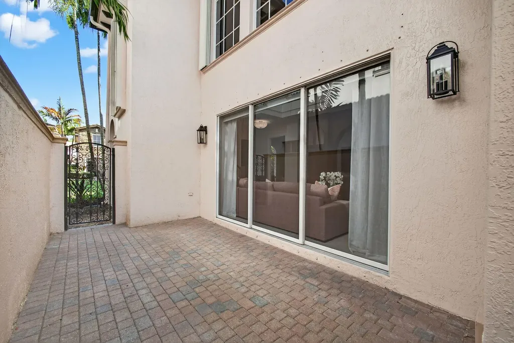 26 Stoney Drive Palm Beach Gardens FL 33410