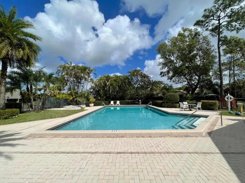 12999 Odessa Trail Wellington FL 33414