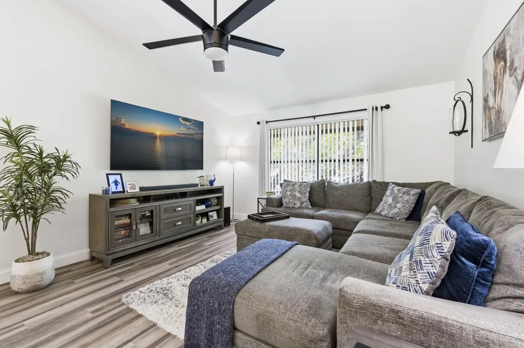 12999 Odessa Trail Wellington FL 33414