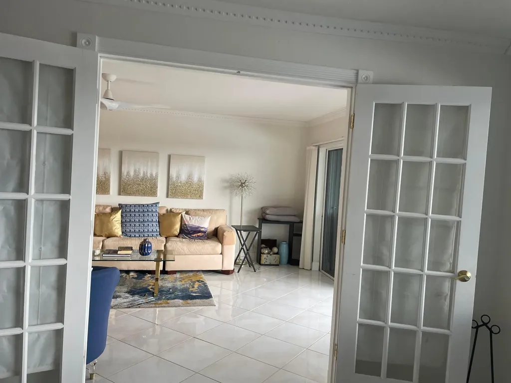 1198 Hillsboro Mile Hillsboro Beach FL 33062