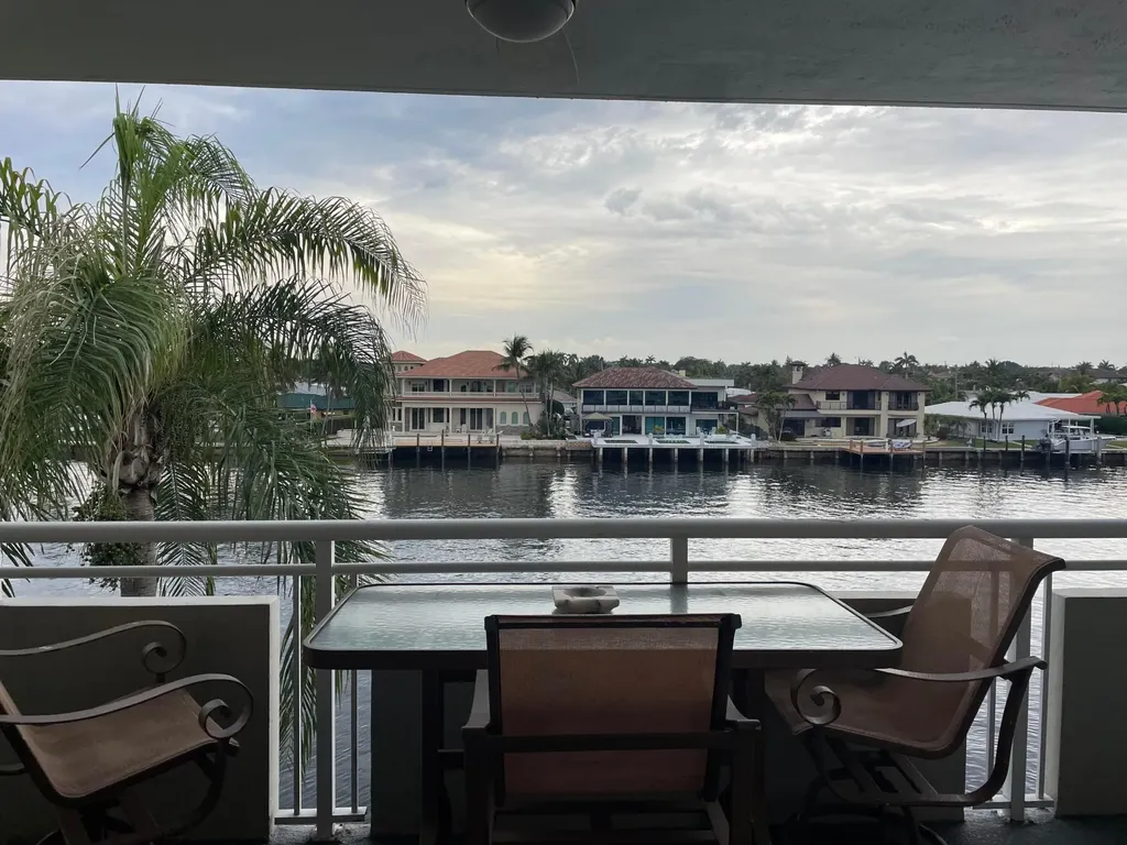 1198 Hillsboro Mile Hillsboro Beach FL 33062