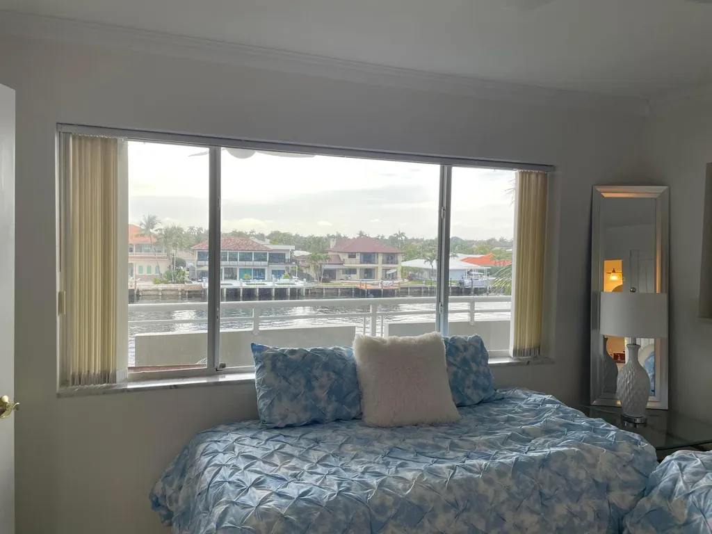 1198 Hillsboro Mile Hillsboro Beach FL 33062