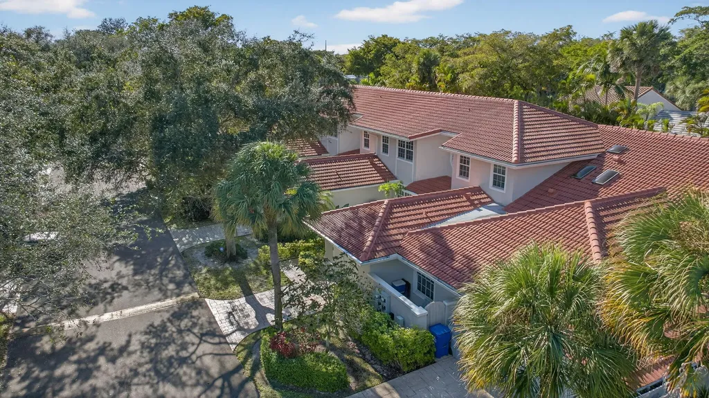 4115 Carriage Drive Pompano Beach FL 33069