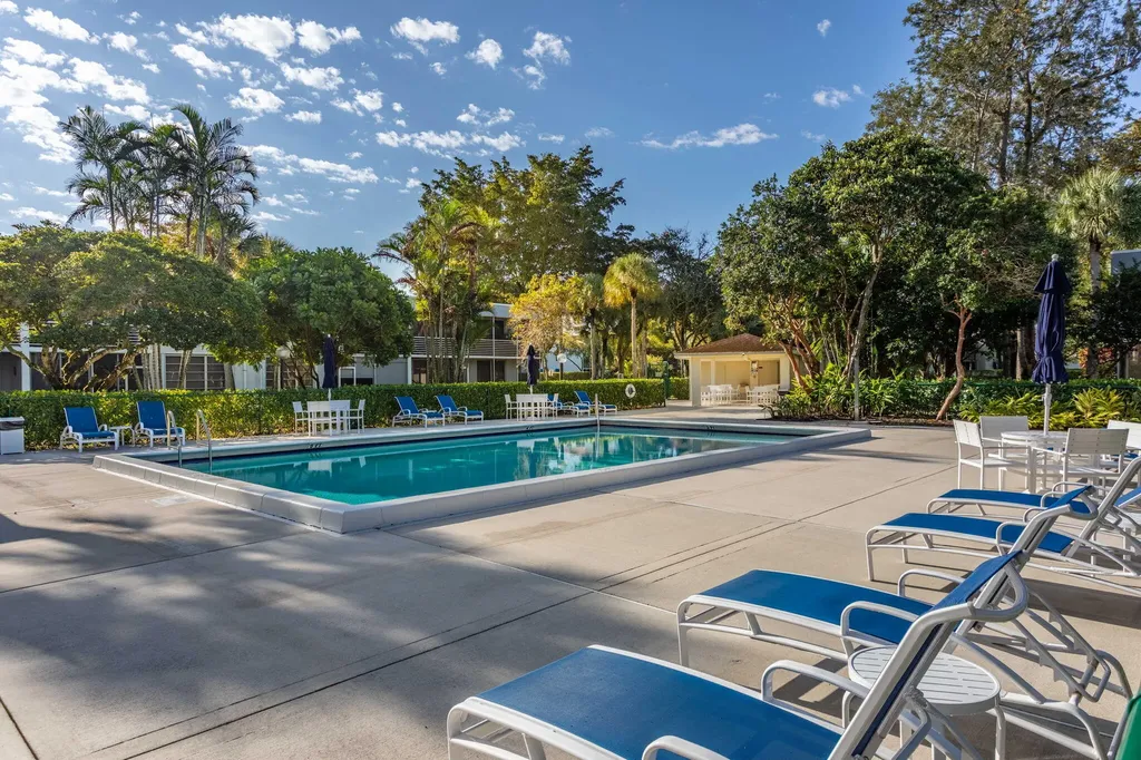 4115 Carriage Drive Pompano Beach FL 33069