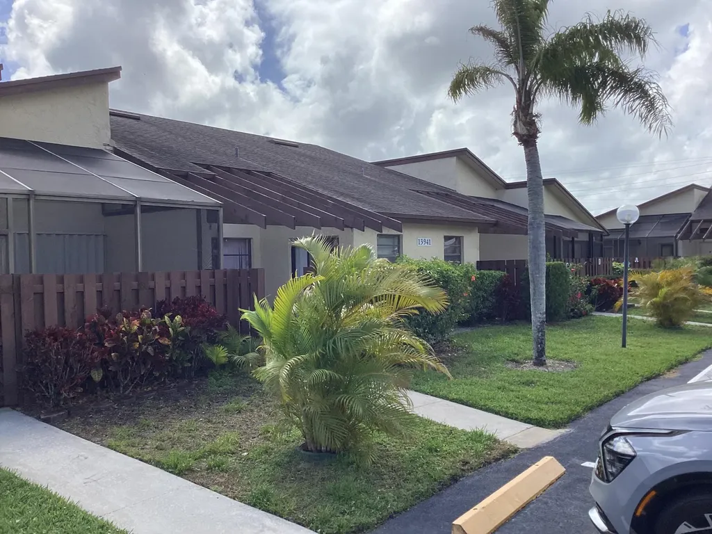 13941 Nesting Way Delray Beach FL 33484