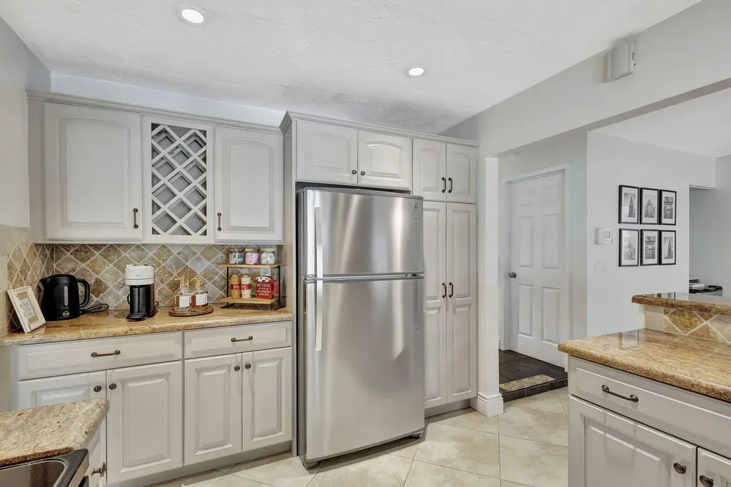 1104 Jackpine Street Wellington FL 33414