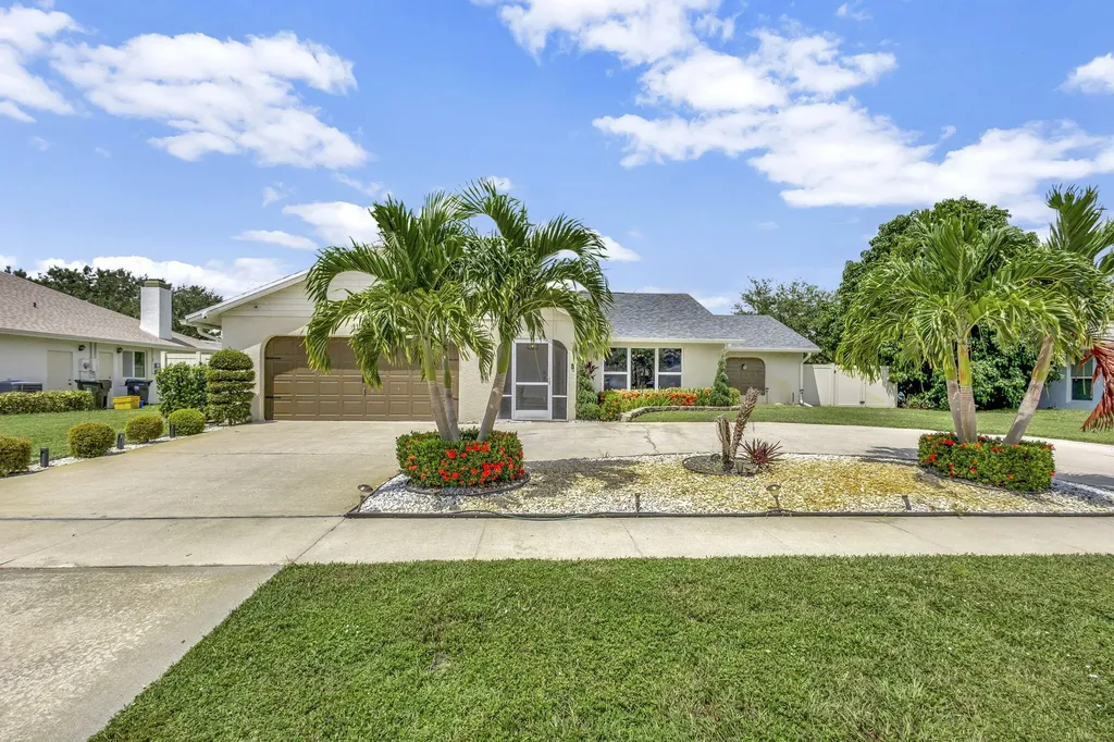 1104 Jackpine Street Wellington FL 33414