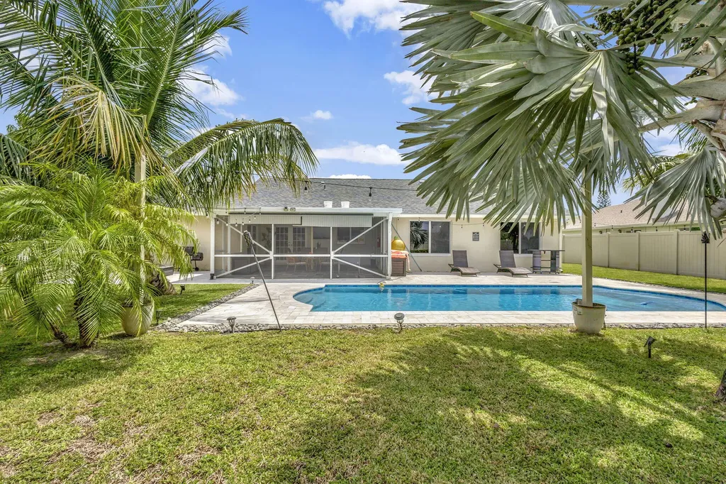 1104 Jackpine Street Wellington FL 33414