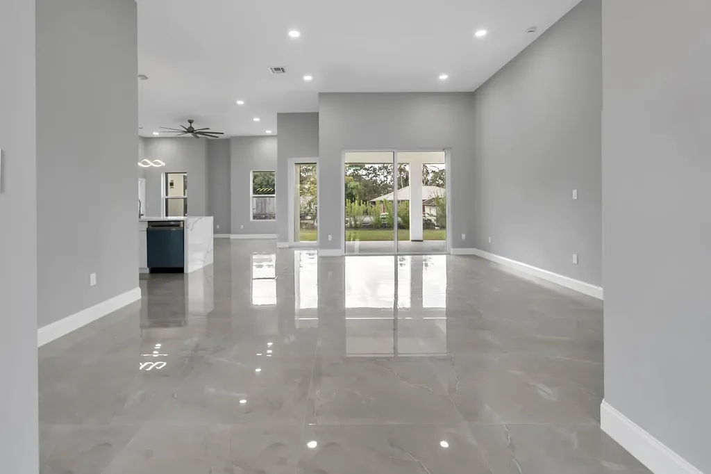 15174 69th Court N Loxahatchee FL 33470