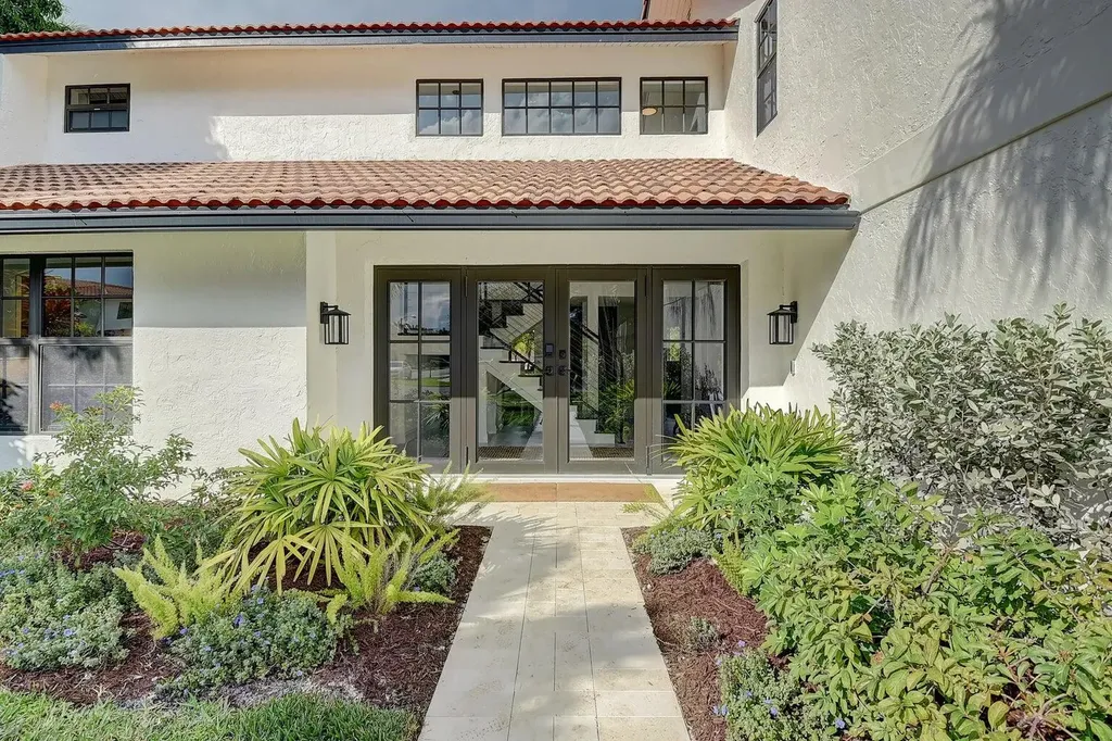 399 SW 15th Street Boca Raton FL 33432