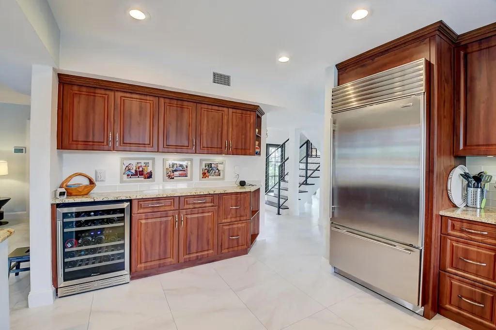 399 SW 15th Street Boca Raton FL 33432