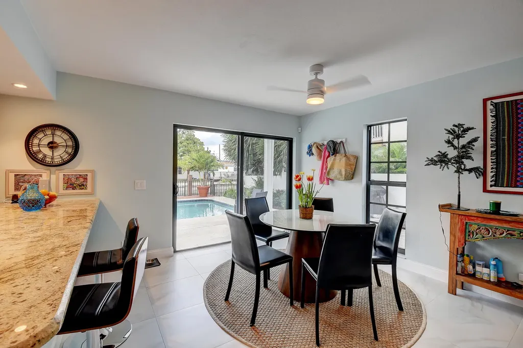 399 SW 15th Street Boca Raton FL 33432