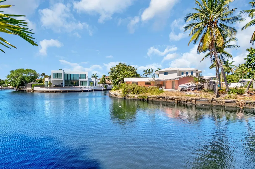 399 SW 15th Street Boca Raton FL 33432