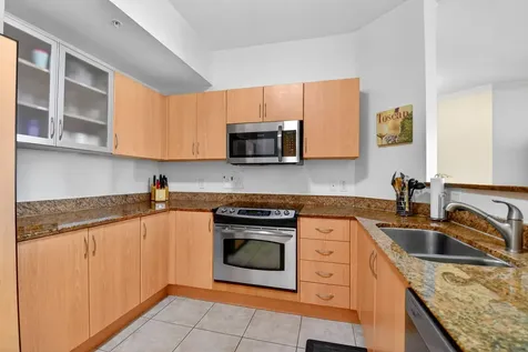 804 E Windward Way Lantana FL 33462