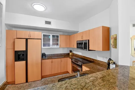 804 E Windward Way Lantana FL 33462