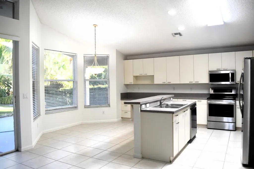 6166 Cotton Rose Lane Lake Worth FL 33467