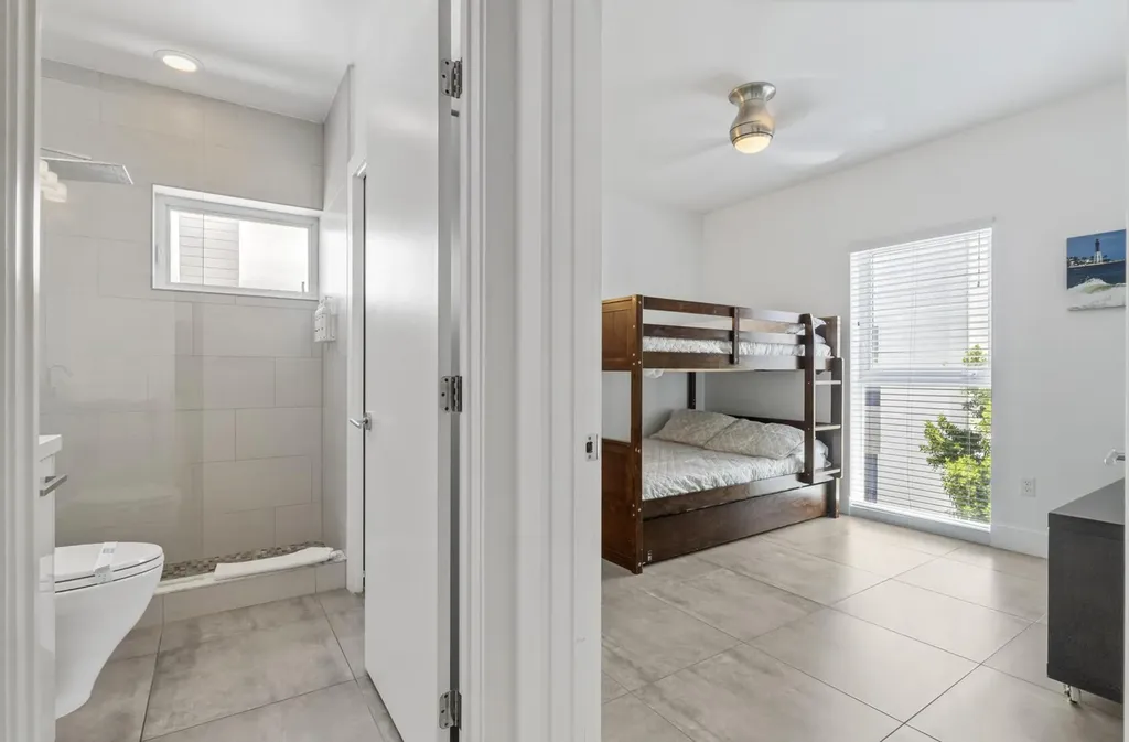 1367 N Ocean Boulevard Pompano Beach FL 33062