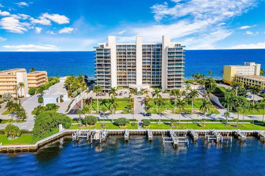 2727 S Ocean Boulevard Highland Beach FL 33487