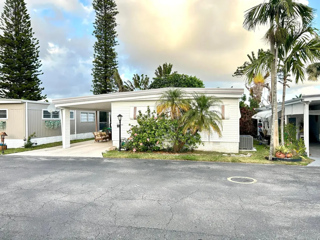 1541 S 32nd Avenue Hollywood FL 33021