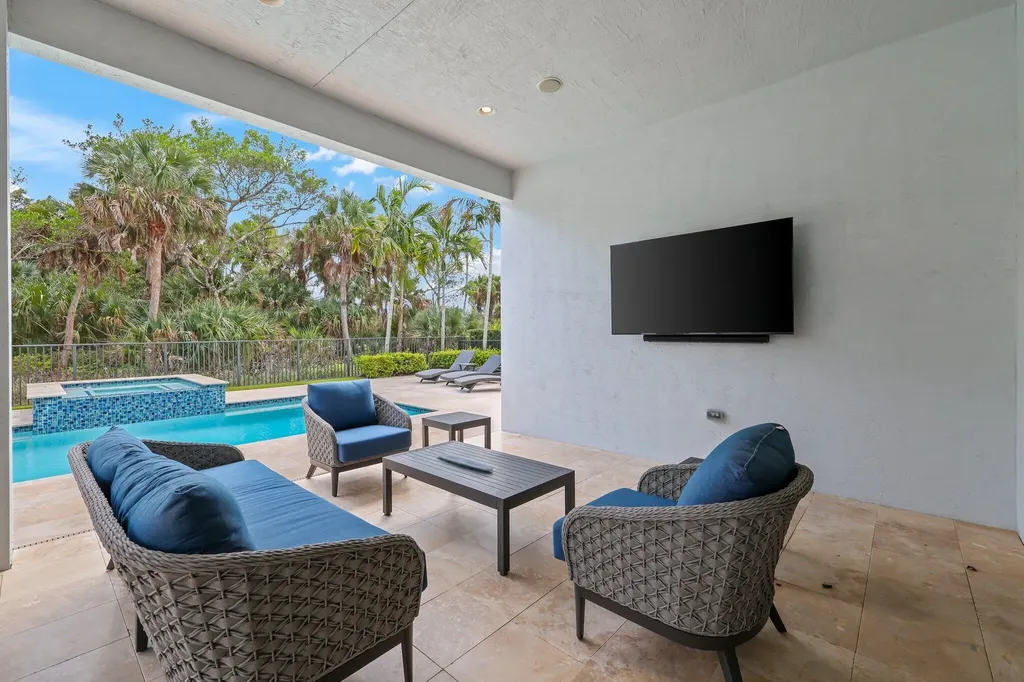 13602 Artisan Circle Palm Beach Gardens FL 33418