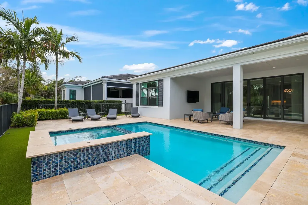 13602 Artisan Circle Palm Beach Gardens FL 33418