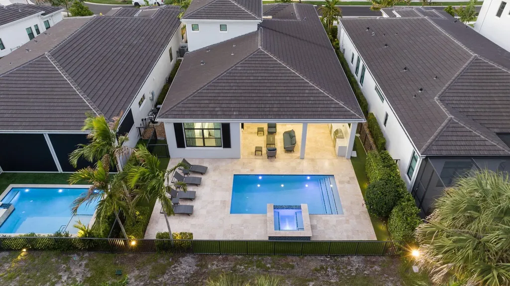 13602 Artisan Circle Palm Beach Gardens FL 33418