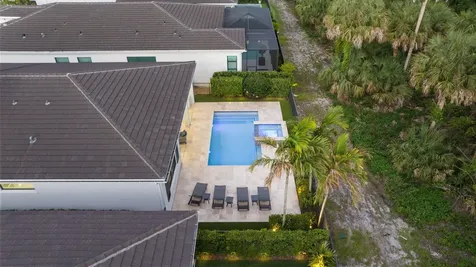 13602 Artisan Circle Palm Beach Gardens FL 33418