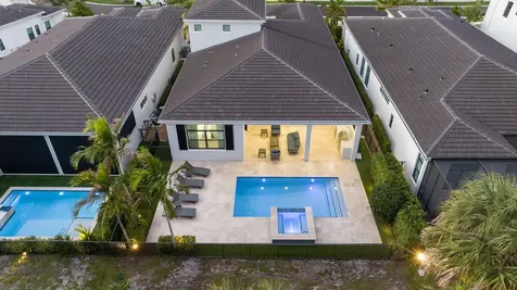 13602 Artisan Circle Palm Beach Gardens FL 33418