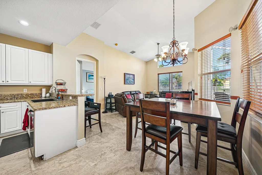 8147 Viale Matera Lake Worth FL 33467