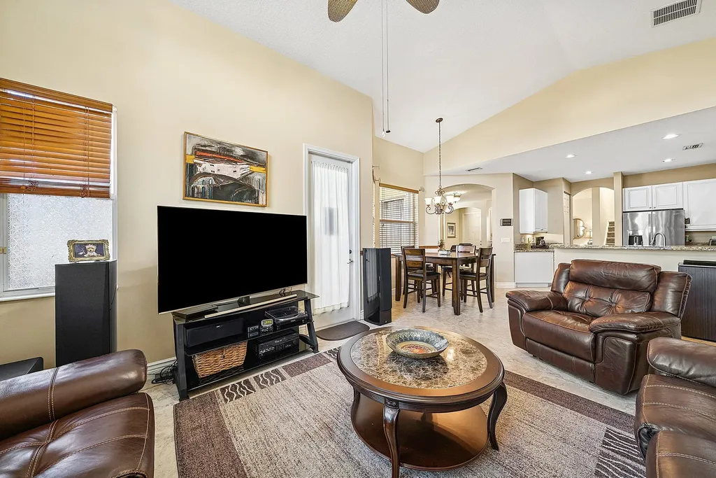 8147 Viale Matera Lake Worth FL 33467