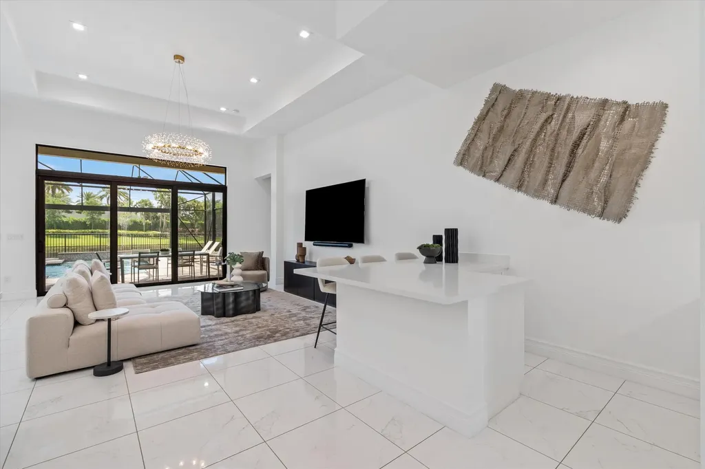 9086 Fiano Place Boca Raton FL 33496