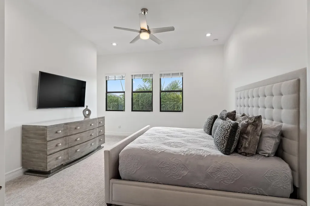9086 Fiano Place Boca Raton FL 33496