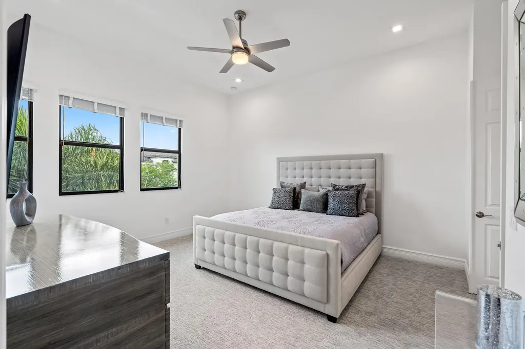 9086 Fiano Place Boca Raton FL 33496