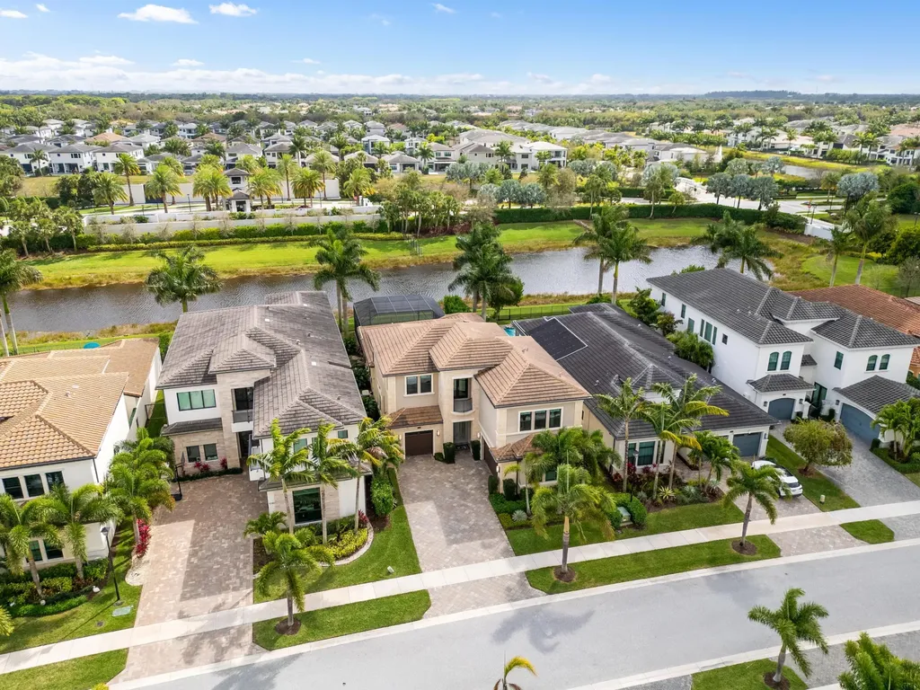 9086 Fiano Place Boca Raton FL 33496