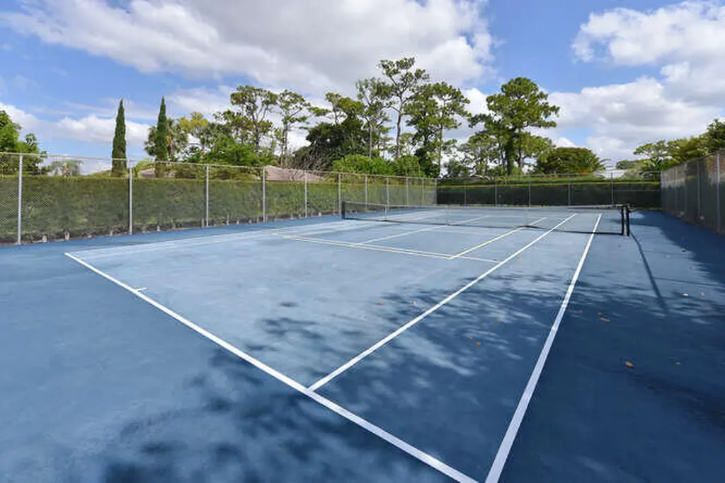 493 Forestview Drive Atlantis FL 33462
