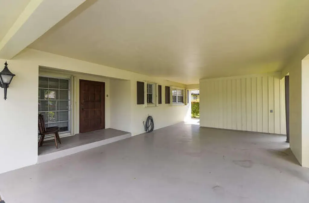 493 Forestview Drive Atlantis FL 33462