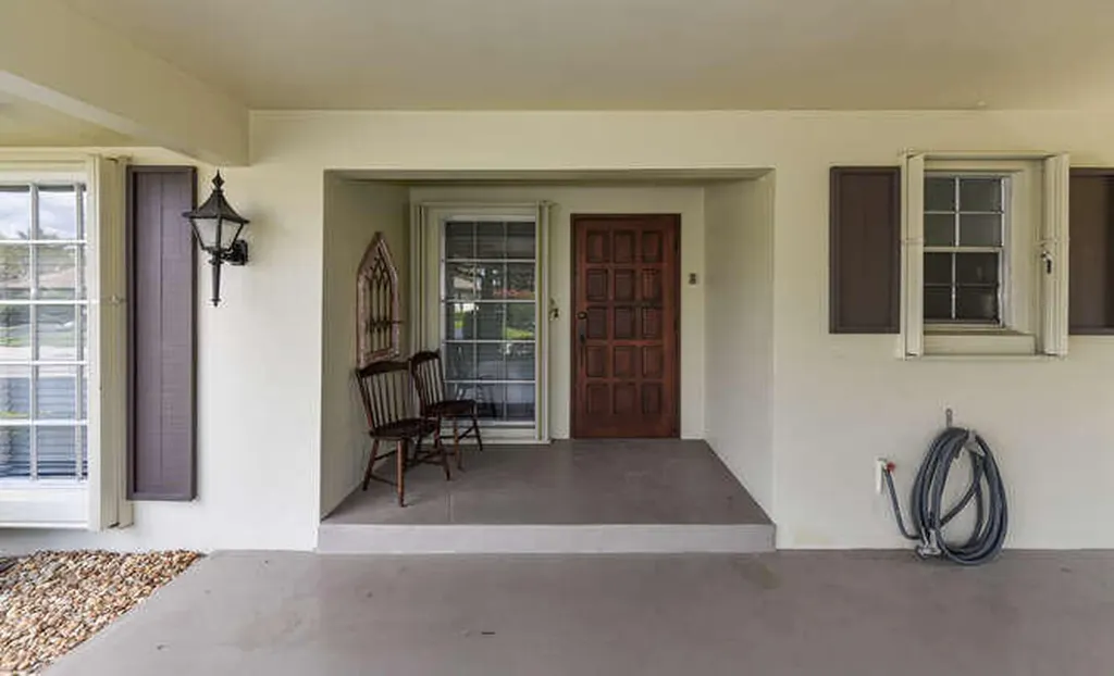 493 Forestview Drive Atlantis FL 33462