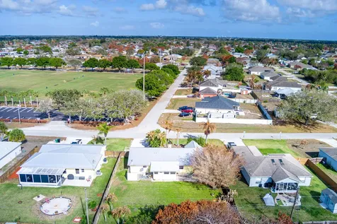 798 SW Carmelite Street Port St Lucie FL 34983