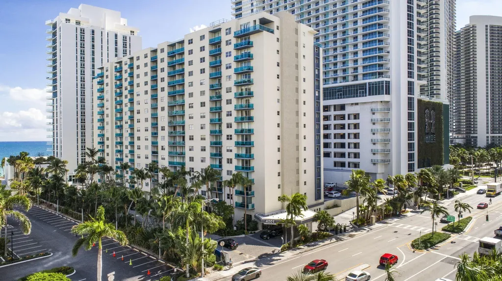 4001 S Ocean Drive Hollywood FL 33019