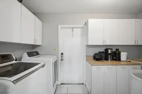 1301 SW 75th Avenue North Lauderdale FL 33068